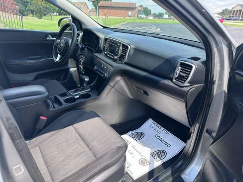 Used 2019 Kia Sportage LX FWD image 21