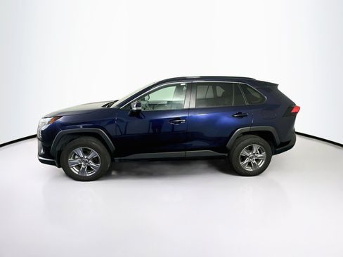 Used 2025 Toyota RAV4 XLE FWD image 4