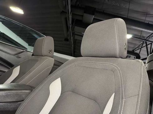 Used 2019 Chevrolet Camaro LT RWD image 22