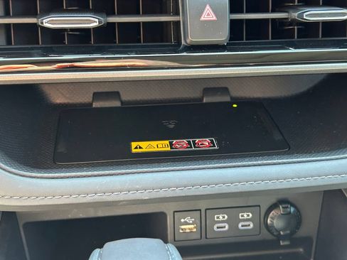 Used 2026 Toyota Highlander XLE AWD/4WD image 31