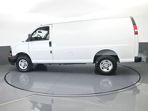 New 2025 Chevrolet Express 2500 w/ Driver Convenience Package image 3