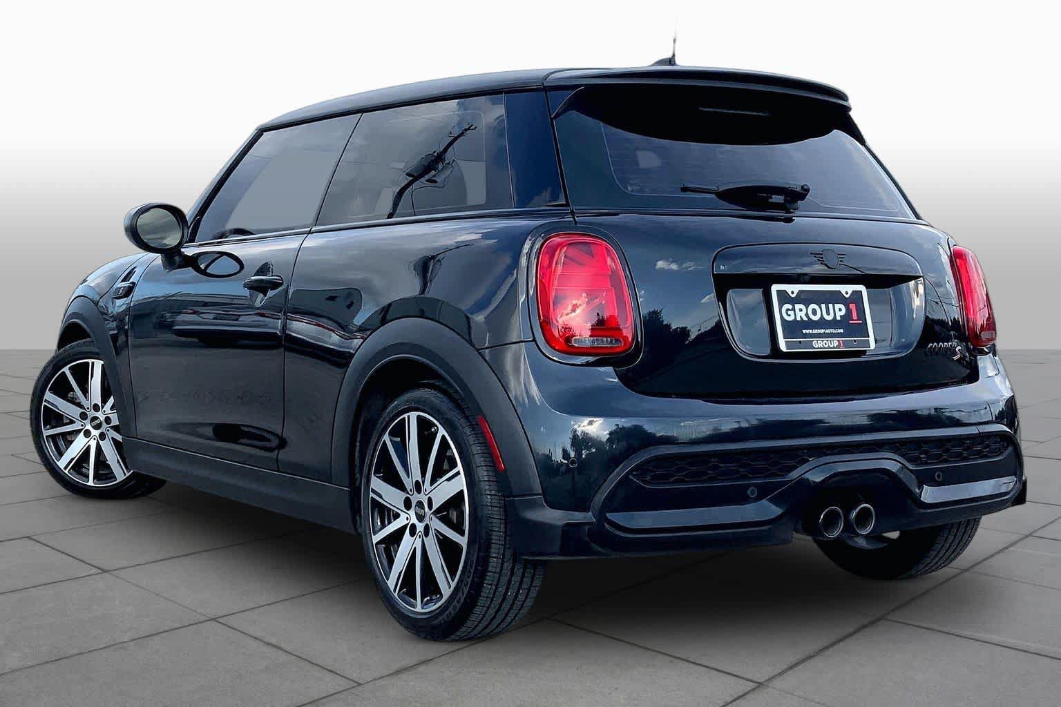 Used 2023 MINI Cooper S FWD image 12