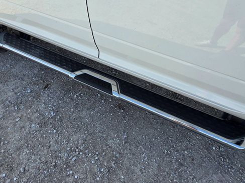Used 2024 RAM 2500 Big Horn AWD/4WD image 22