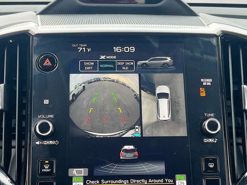 Used 2024 Subaru Ascent Touring image 14