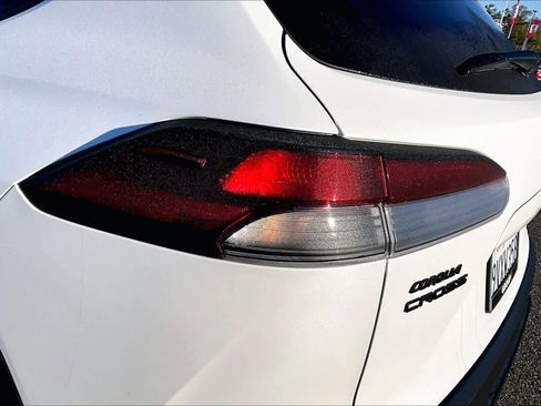 Used 2026 Toyota Corolla Cross SE image 28