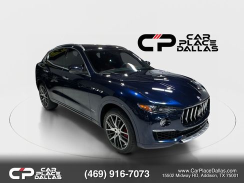 Used 2019 Maserati Levante GranLusso AWD/4WD image 9
