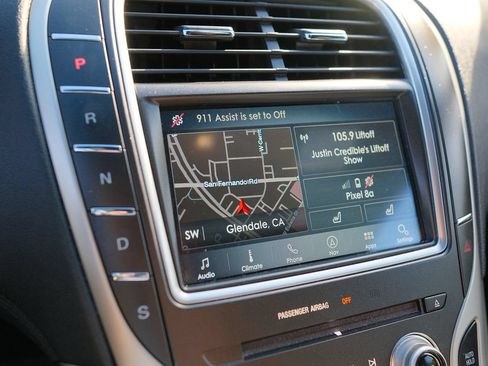 Used 2016 Lincoln MKX Select w/ Select Plus Package FWD image 21