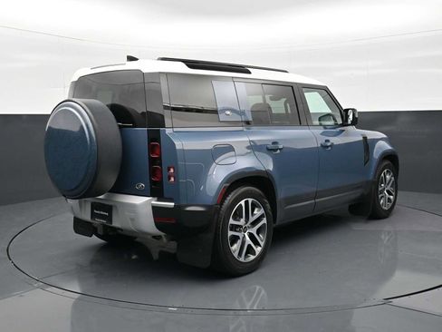 Used 2022 Land Rover Defender 110 SE AWD/4WD image 26