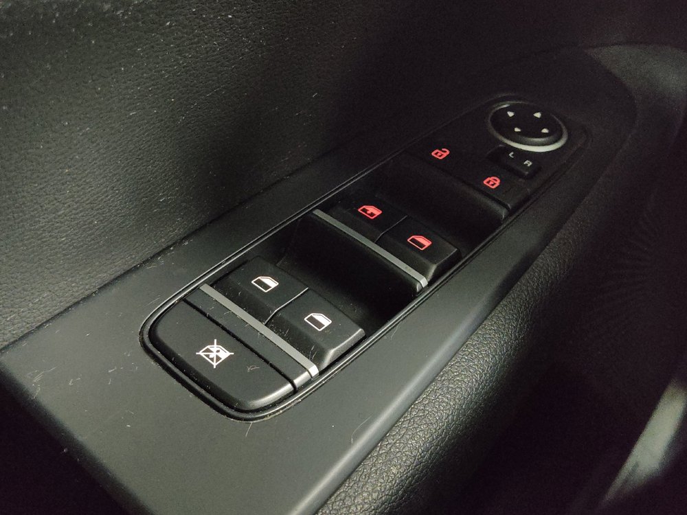 Used 2020 Kia Forte LXS FWD image 27