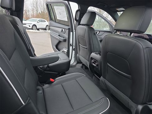 New 2026 Buick Enclave Preferred image 11