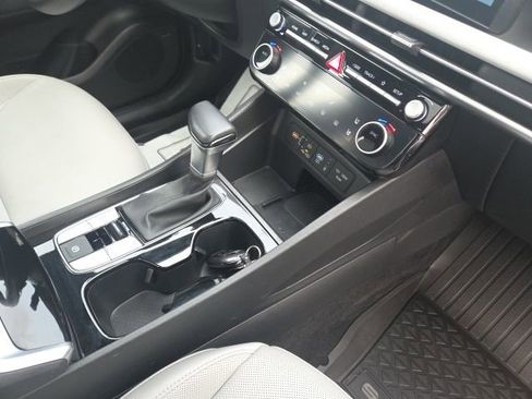 Used 2025 Hyundai Santa Cruz Limited image 33