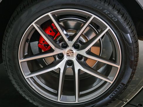 Used 2022 Porsche Macan S AWD/4WD image 14