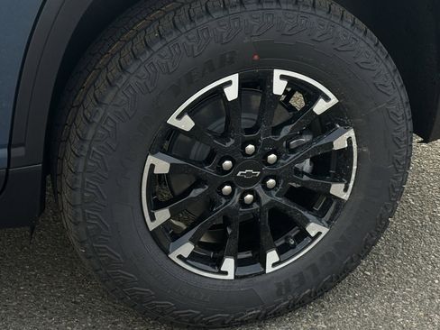 New 2026 Chevrolet Traverse Z71 w/ Driver Confidence Package image 31