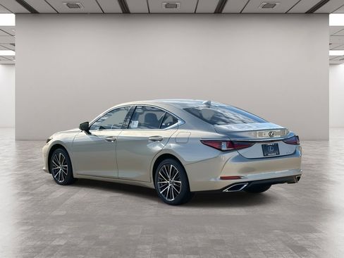 New 2025 Lexus ES 350 w/ Premium Package image 4