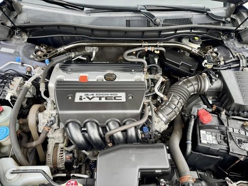 Used 2012 Honda Crosstour EX image 9