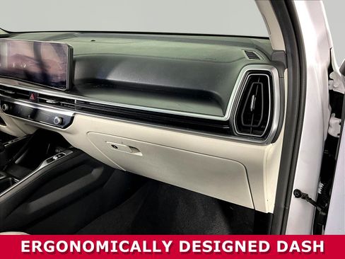 Certified 2024 Kia Sorento S w/ Panoramic Sunroof Package FWD image 26
