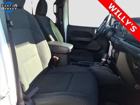 Used 2021 Jeep Wrangler Unlimited Sport image 11