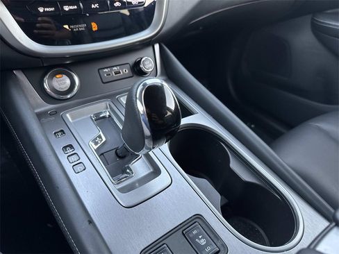 Used 2024 Nissan Murano SV w/ SV Midnight Edition Package image 23