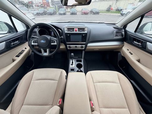 Used 2017 Subaru Outback 2.5i Premium image 24