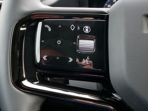 Used 2024 Land Rover Range Rover Evoque Dynamic SE image 49