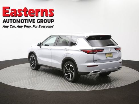 Used 2024 Mitsubishi Outlander SE AWD/4WD image 65
