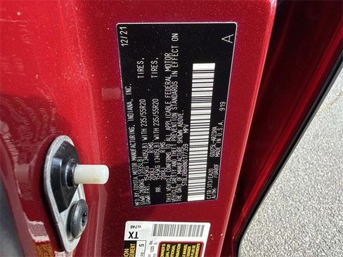 Used 2022 Toyota Highlander XSE image 30