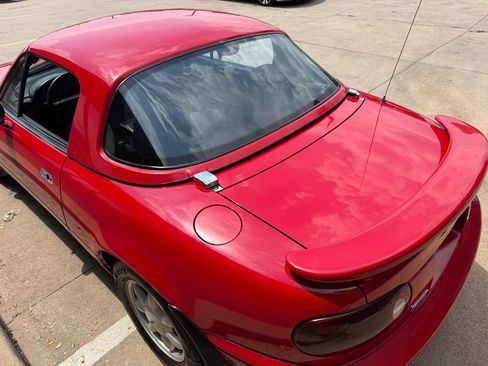 Used 1990 MAZDA MX-5 Miata RWD image 36