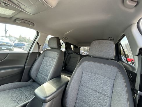 Used 2024 Chevrolet Equinox LT image 13