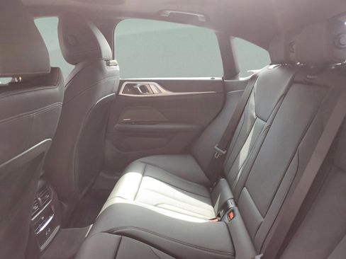 Used 2025 BMW 430i w/ Premium Package image 9