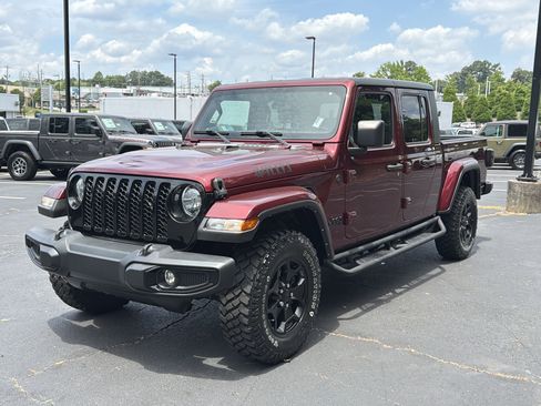 Used 2022 Jeep Gladiator Sport AWD/4WD image 6