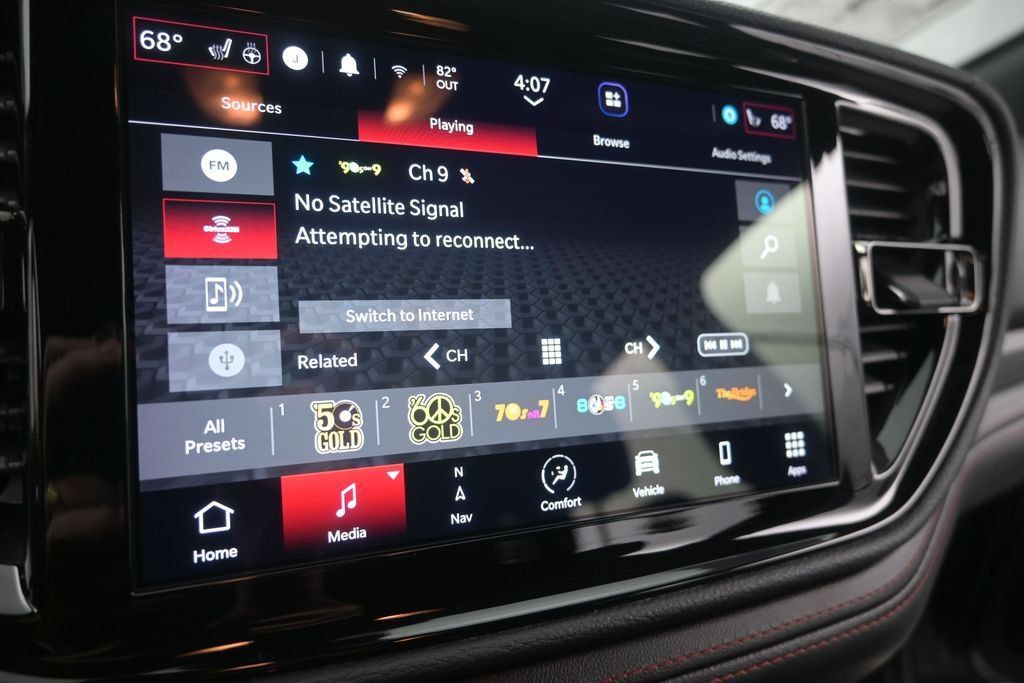 Used 2023 Dodge Durango R/T w/ Blacktop Package AWD/4WD image 41