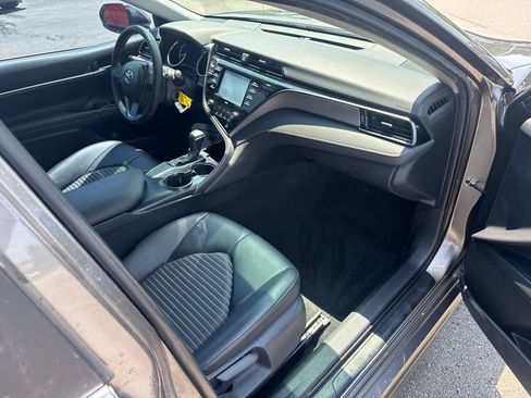 Used 2020 Toyota Camry SE FWD image 65