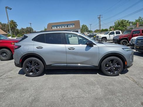 Used 2025 Buick Envision Sport Touring AWD/4WD image 2