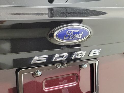 Used 2022 Ford Edge SEL w/ Convenience Package AWD/4WD image 9