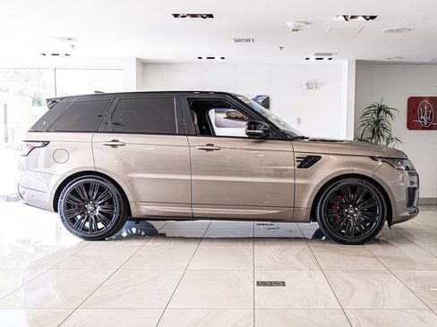 Used 2022 Land Rover Range Rover Sport HSE Dynamic AWD/4WD image 9