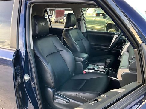 Used 2022 Toyota 4Runner TRD Sport w/ Technology Package image 9