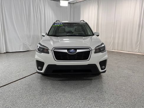 Used 2021 Subaru Forester Premium AWD/4WD image 14
