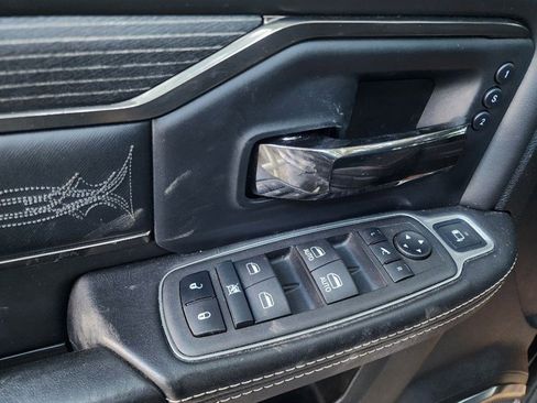 Used 2022 RAM 2500 Limited w/ Safety Group image 29