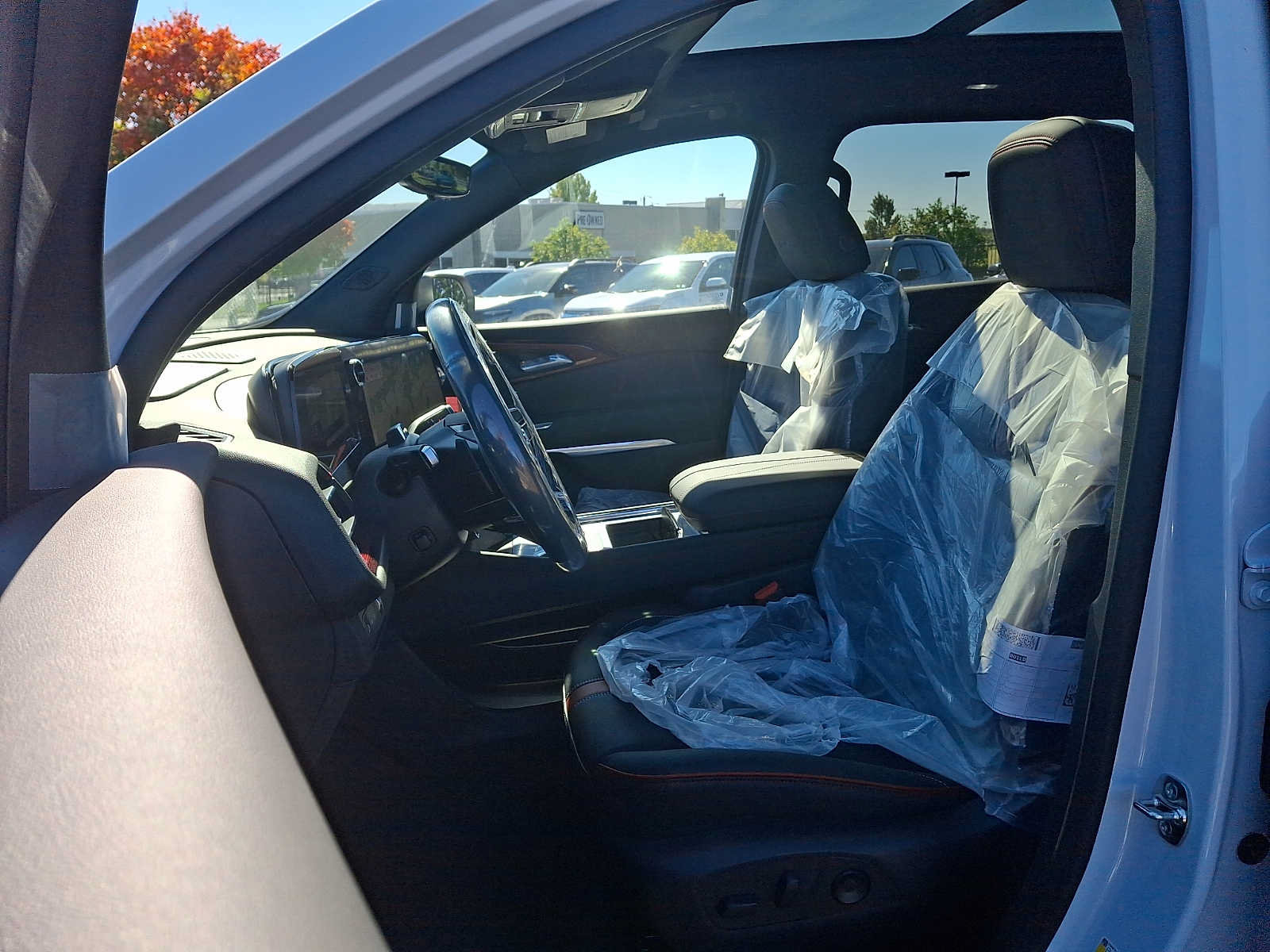 New 2027 Chevrolet Traverse RS AWD/4WD image 6