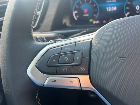 New 2026 Volkswagen Atlas SE FWD image 20