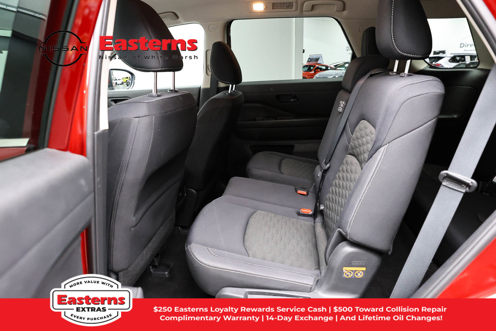 Used 2023 Nissan Pathfinder SV AWD/4WD image 21