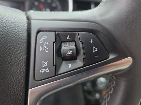 Certified 2018 Buick Encore Premium FWD image 19