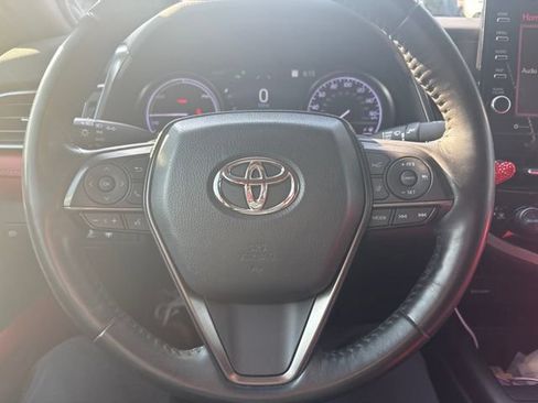 Used 2022 Toyota Camry XSE w/ Navigation Upgrade Package FWD image 11