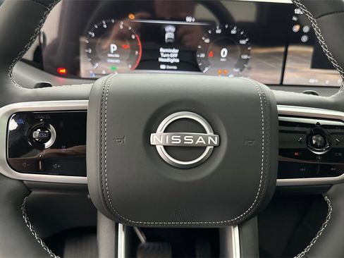 New 2025 Nissan Armada Platinum Reserve image 17