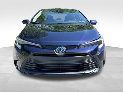 Used 2023 Toyota Corolla LE w/ Carpet Mat Package (TMS) AWD/4WD image 9