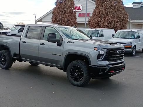 New 2026 Chevrolet Silverado 2500 LT w/ Trail Boss Package image 3