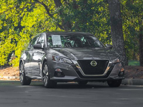 Used 2020 Nissan Altima 2.5 SL image 39