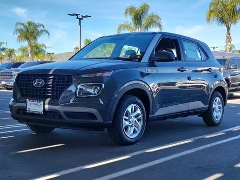 New 2026 Hyundai Venue SE image 5