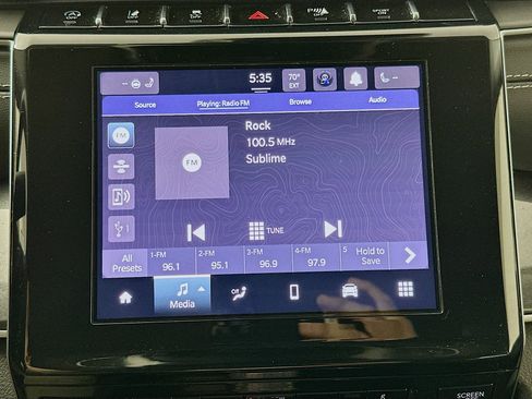 Used 2023 Jeep Grand Cherokee Laredo w/ Luxury Tech Group I image 21