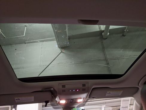 New 2026 Volkswagen Jetta SE image 14